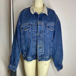 The Gap Vintage Blue Denim Trucker Jean Jacket - Size XL